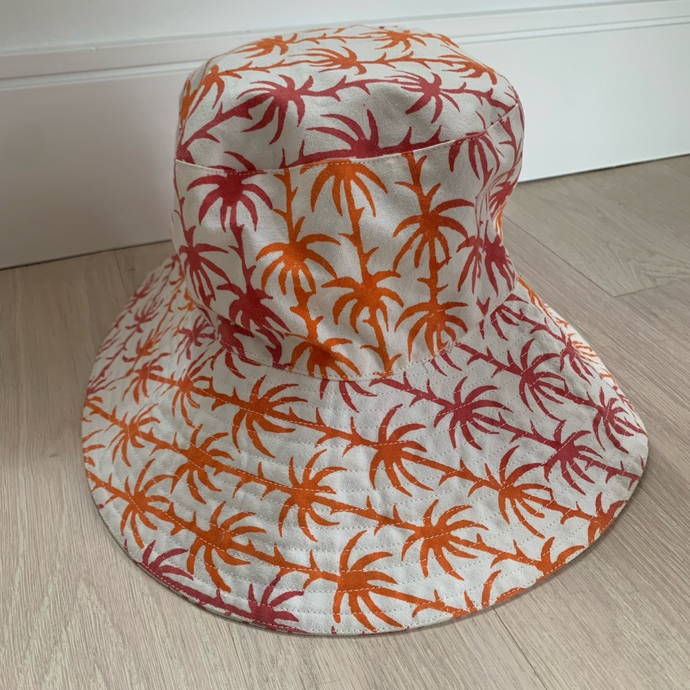 Roberta Roller Rabbit Sun Hat  Orange and Pink perfect condition